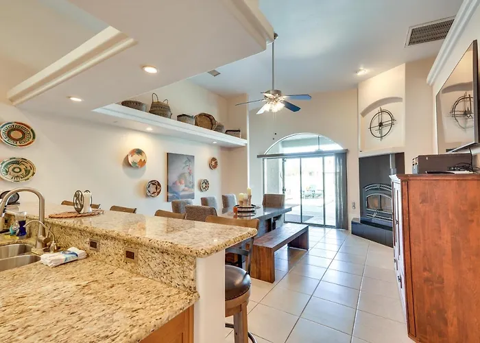 Hébergement de vacances Havasu Escape W/ Pool, Patio & Grill! *