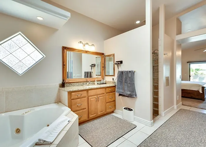 Havasu Escape W/ Pool, Patio & Grill! * Lake Havasu City