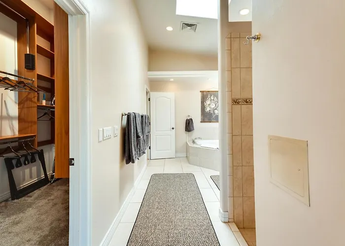 Havasu Escape W/ Pool, Patio & Grill! *