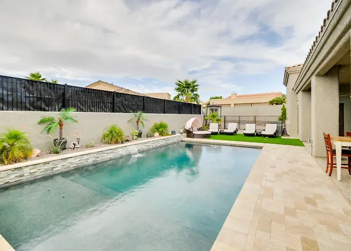 Hébergement de vacances Havasu Escape W/ Pool, Patio & Grill! *